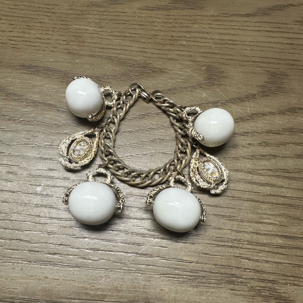 Vintage Elegant White Charm Bracelet